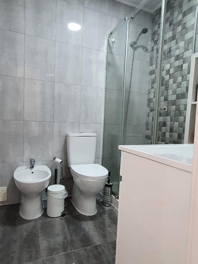 White House Apartment Parede Luaran gambar