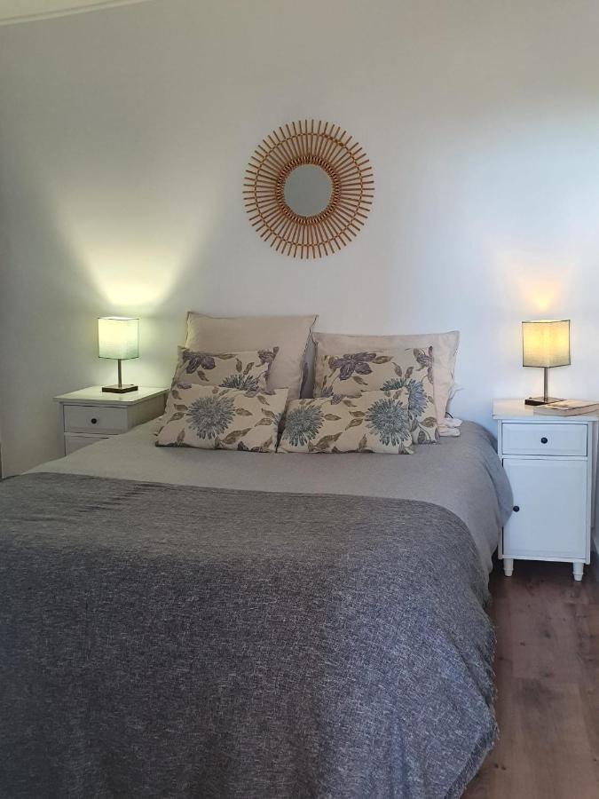 White House Apartment Parede Luaran gambar