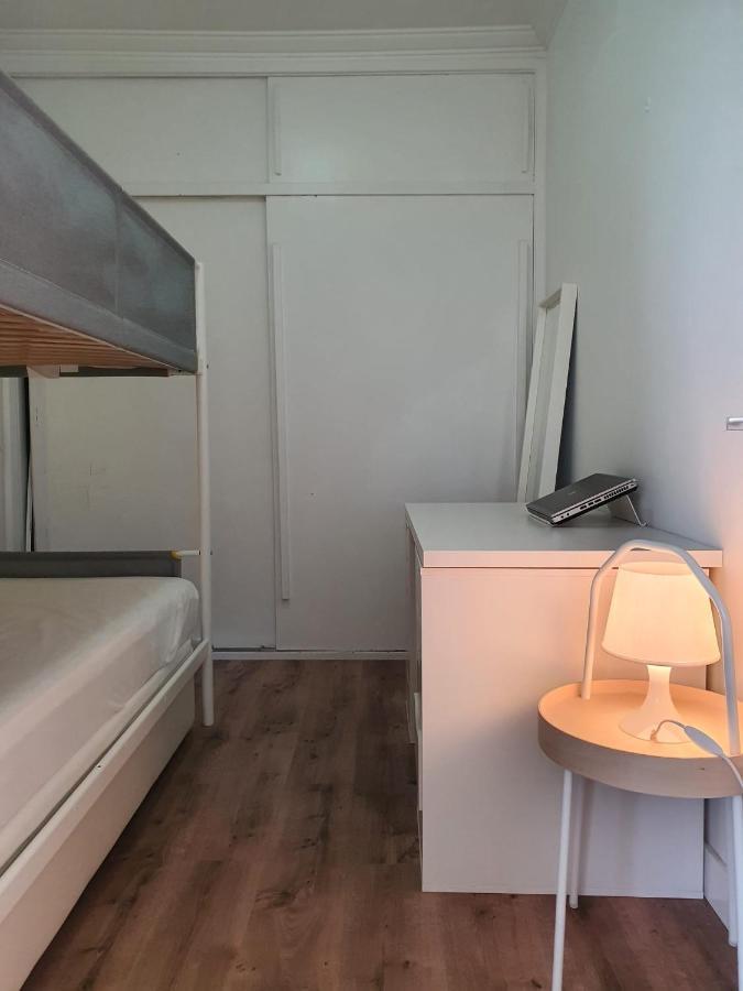 White House Apartment Parede Luaran gambar