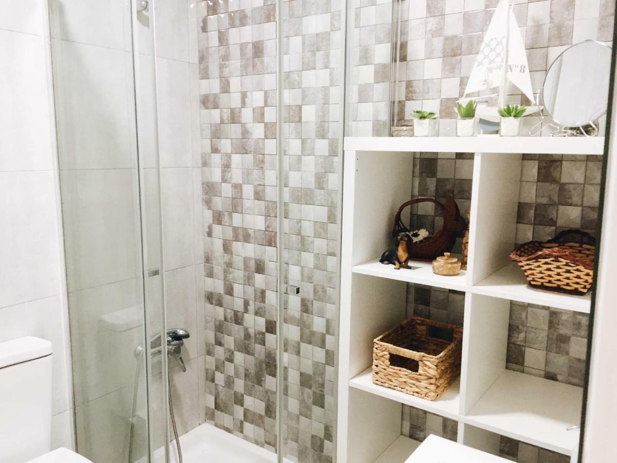 White House Apartment Parede Luaran gambar