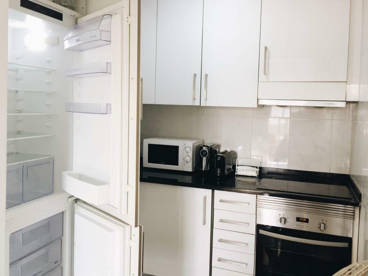 White House Apartment Parede Luaran gambar