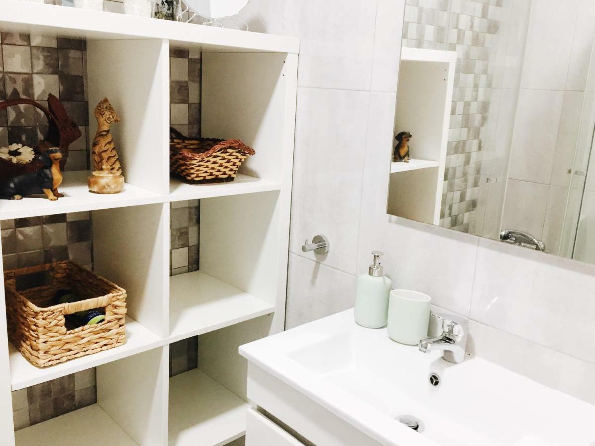 White House Apartment Parede Luaran gambar